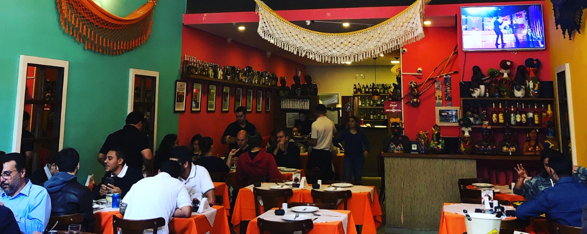 Fachada ou ambiente interno do restaurante Baiano de Dois em Pinheiros, um destino para apreciar a autêntica comida sertaneja em SP