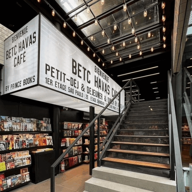Cafeteria e livraria em SP para consumir cultura com café