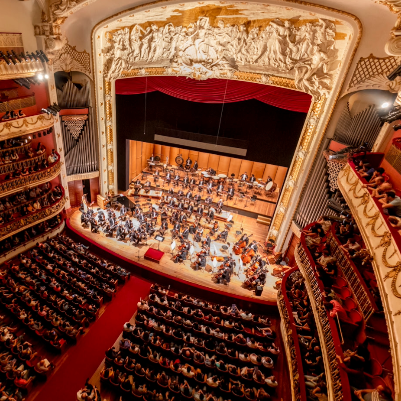 Interior do Theatro Municipal de São Paulo, um dos principais palcos de peças e espetáculos em cartaz no mês de julho