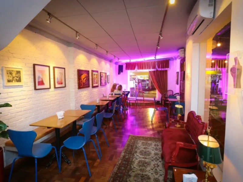 imagem mostra um dos espaços da Casa Fluida