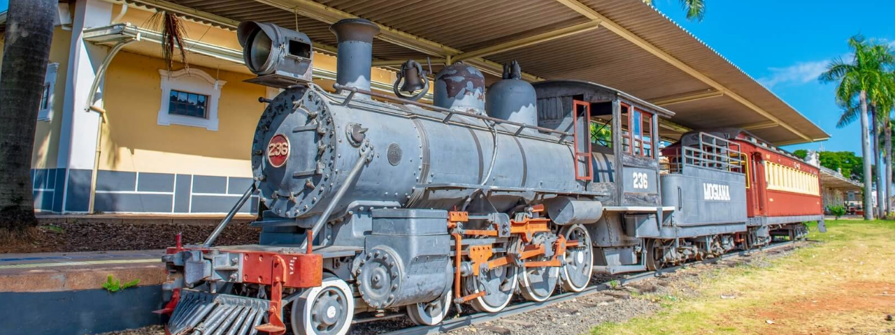 Maria Fumaça de Jaguariúna, em um dos passeios ferroviários mais tradicionais de São Paulo