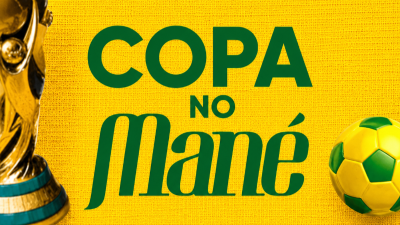 Arte promocional temática da Copa do Mundo com fundo amarelo inspirado na camisa da Seleção Brasileira. Em destaque, a frase “Copa no Mané”, acompanhada por uma taça, uma bola de futebol e elementos gráficos em verde, amarelo e azul. Na parte inferior, um escudo com a inscrição “Rumo ao Hexa” reforça o clima de torcida. A imagem integra o conteúdo Onde assistir à Copa do Mundo 2026 em São Paulo.